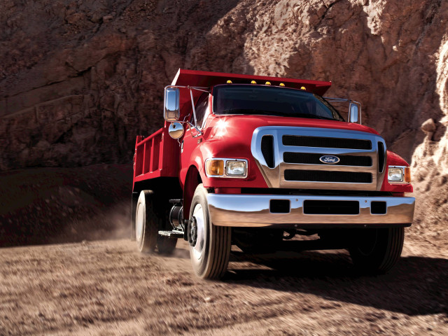 Ford F-750 фото