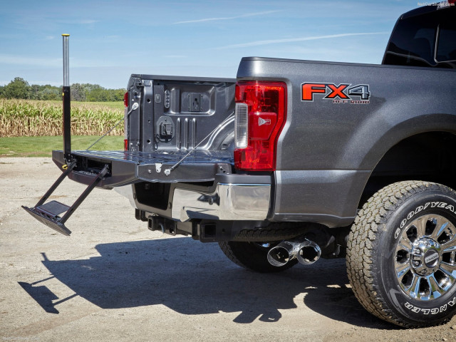 Ford F-Series Super Duty фото