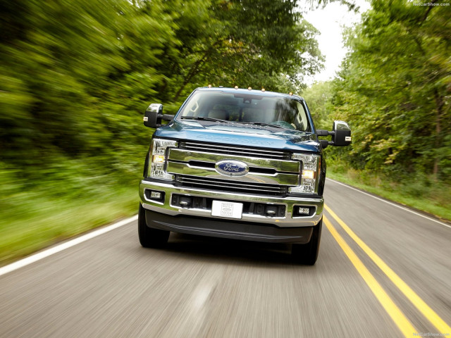 Ford F-Series Super Duty фото