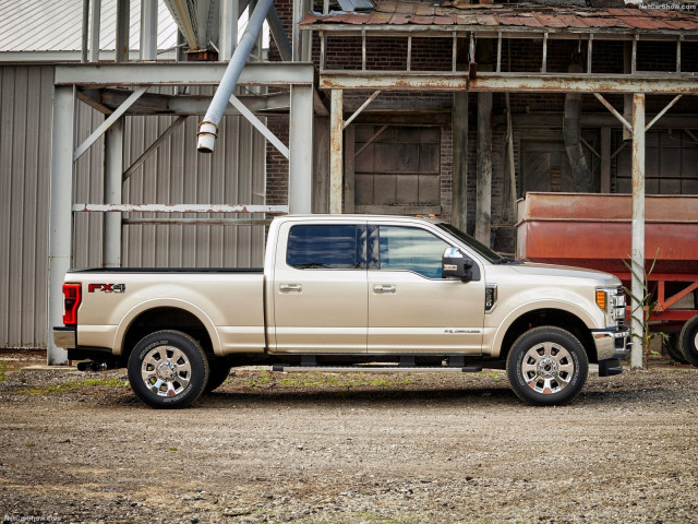 Ford F-Series Super Duty фото