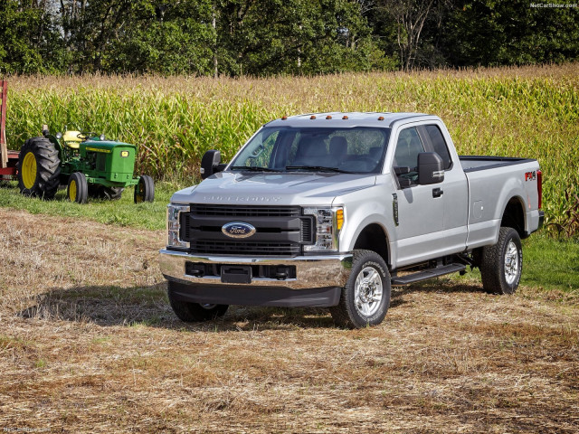 Ford F-Series Super Duty фото