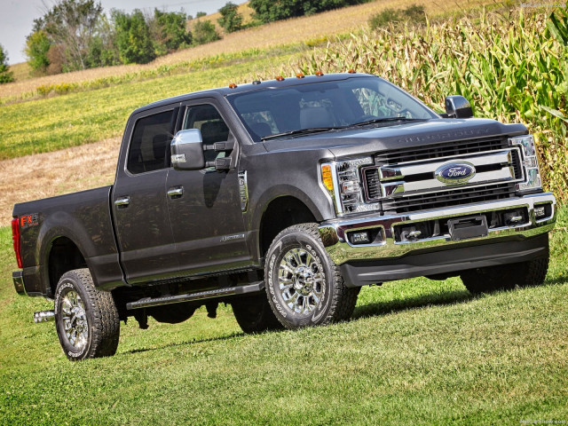 Ford F-Series Super Duty фото