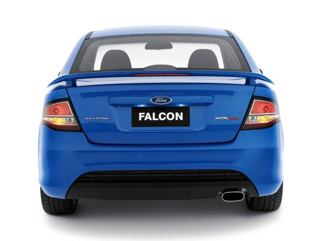 Ford Falcon XR8 фото