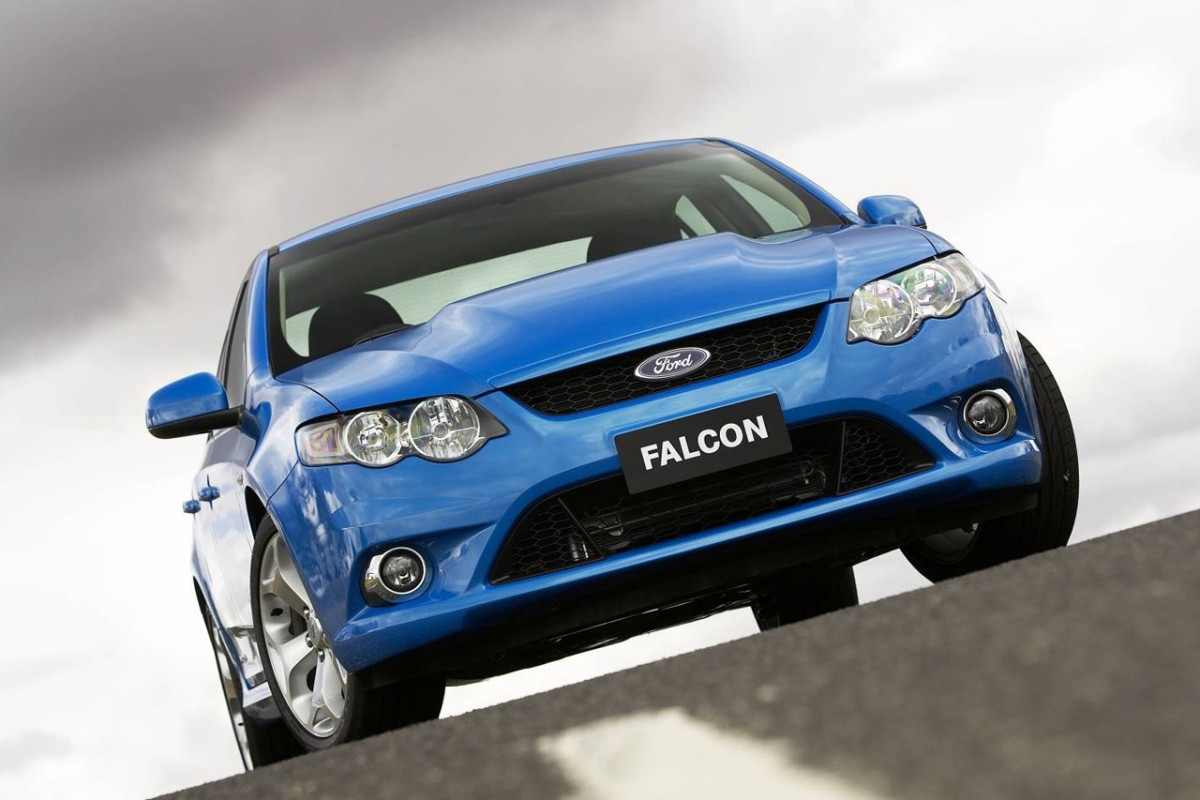 Ford Falcon XR8 фото 52687