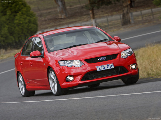 Ford FG Falcon XR6 фото