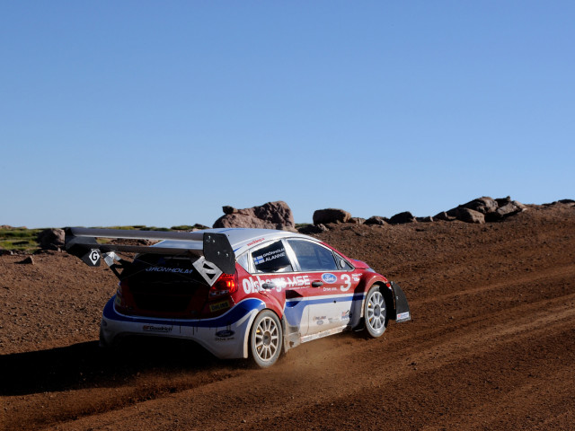 Ford Fiesta Rallycross фото