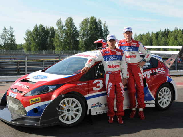 Ford Fiesta Rallycross фото