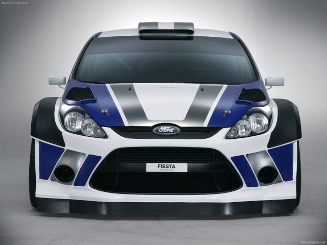 Ford Fiesta RS WRC фото