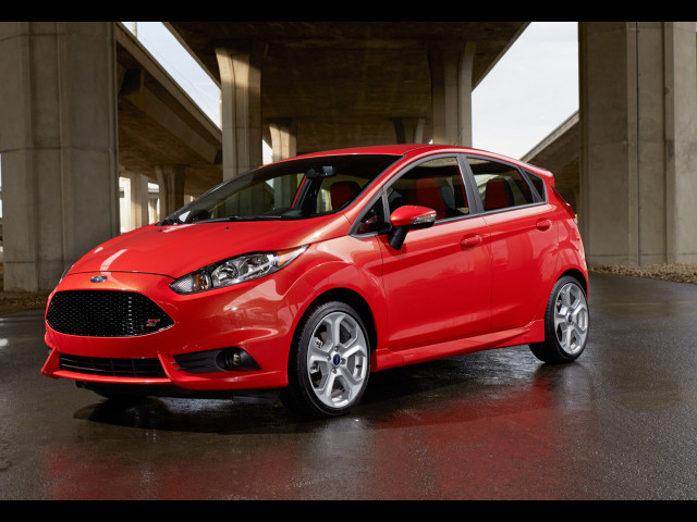 Ford Fiesta ST фото