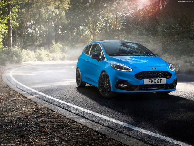 Ford Fiesta ST фото