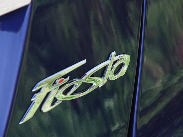 Ford Fiesta фото