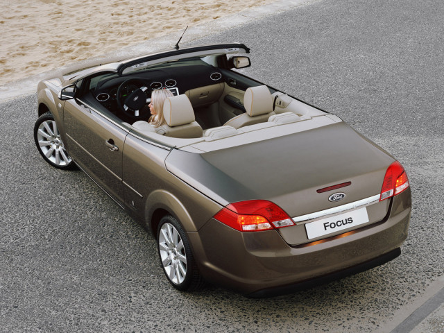 Ford Focus Coupe-Cabriolet фото