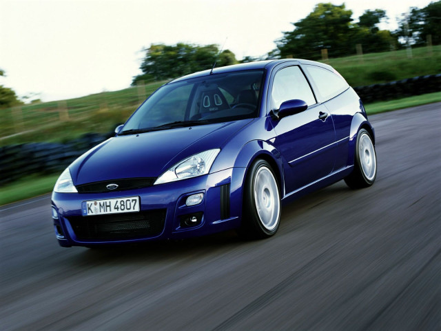 Ford Focus RS фото