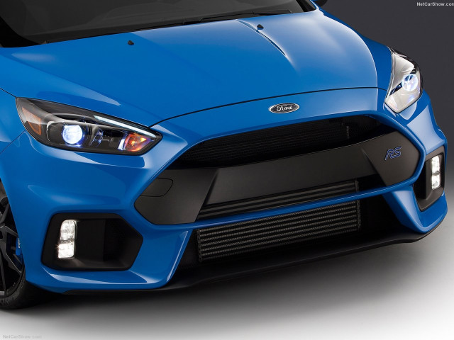 Ford Focus RS фото