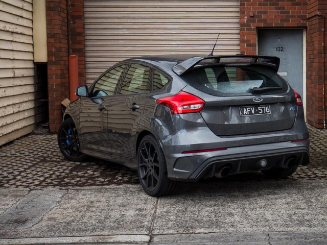 Ford Focus RS фото