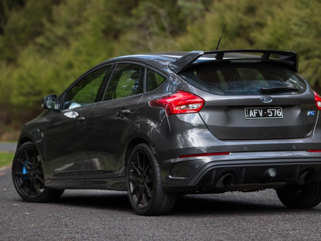 Ford Focus RS фото