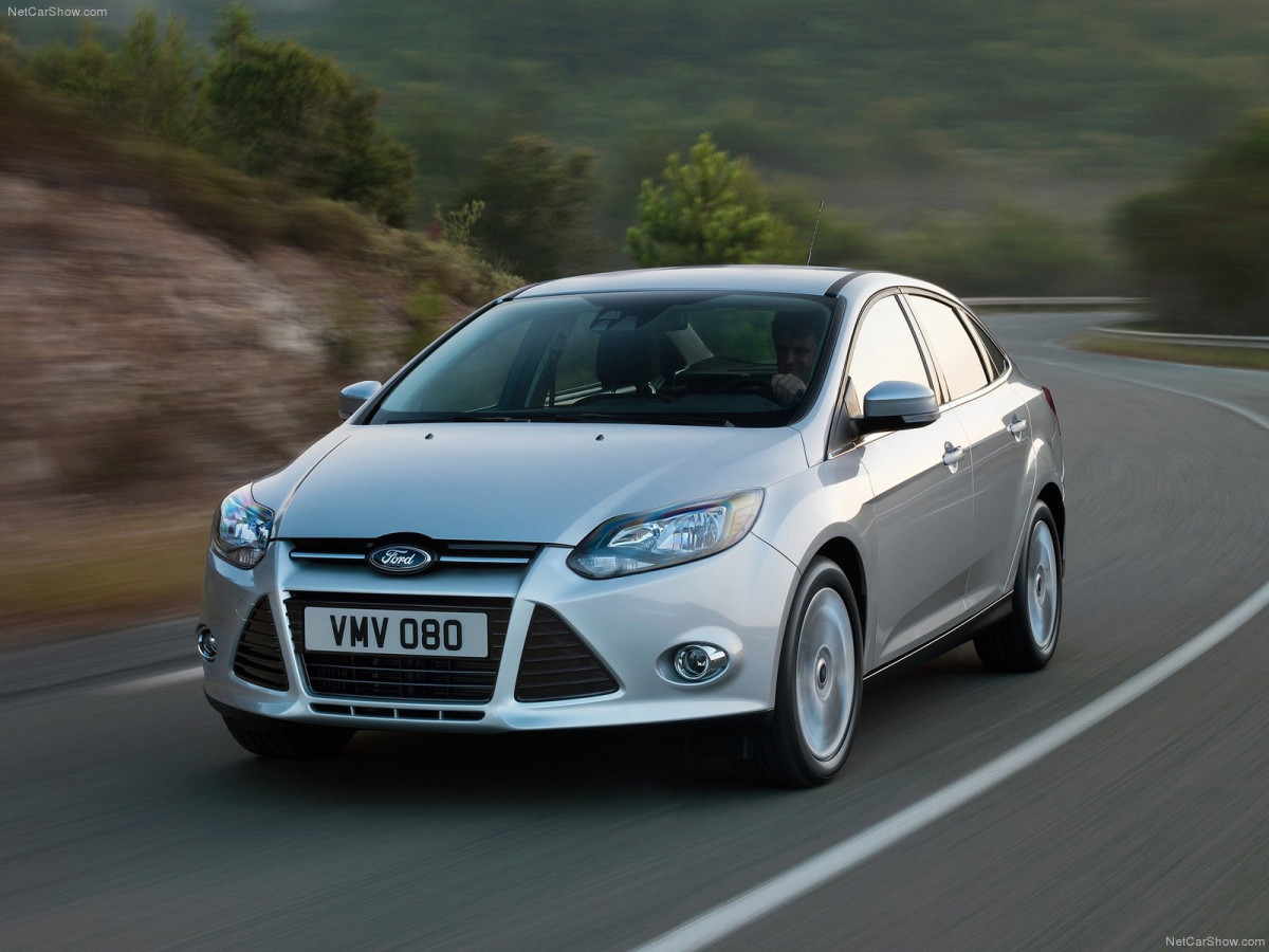 Ford Focus Sedan фото 79043