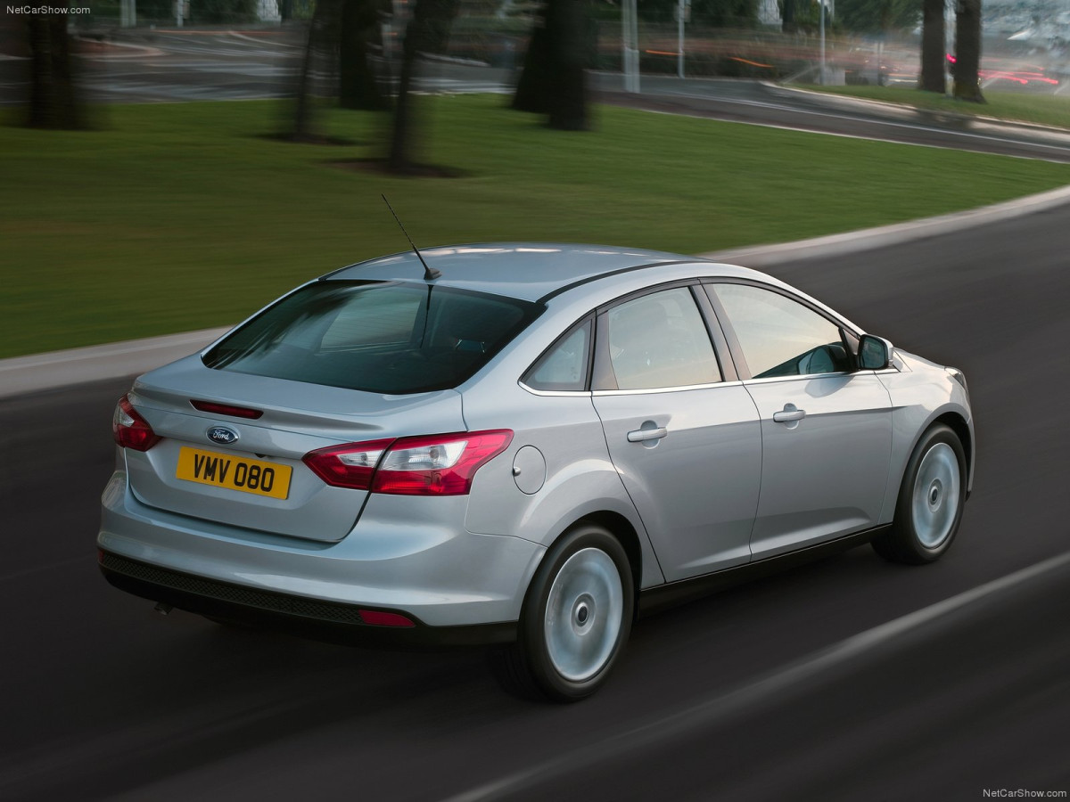 Ford Focus Sedan фото 79048