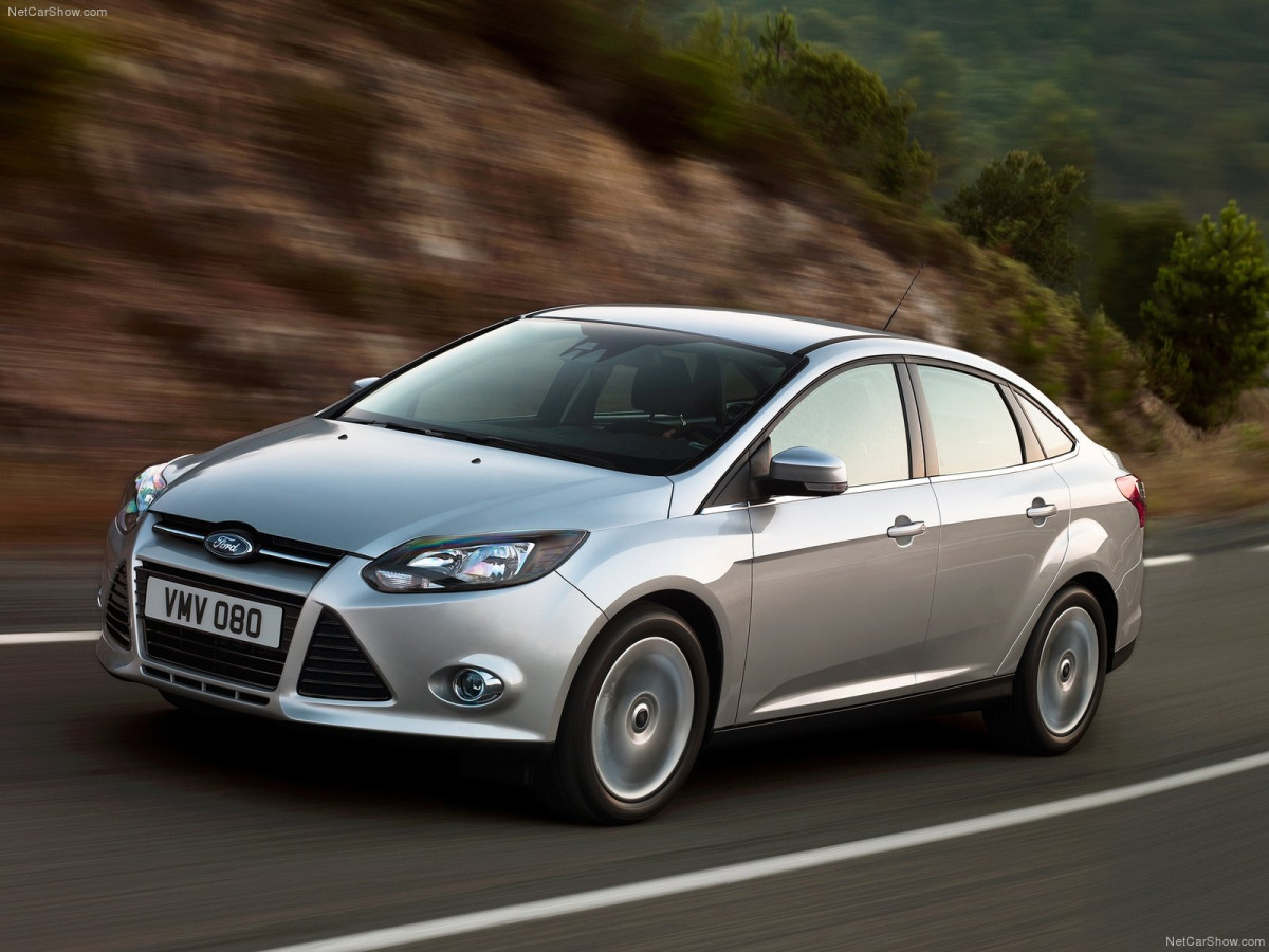 Ford Focus Sedan фото 79051