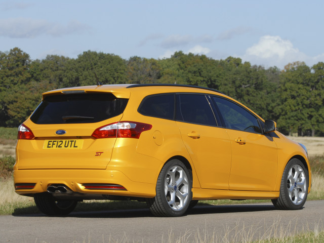 Ford Focus ST фото