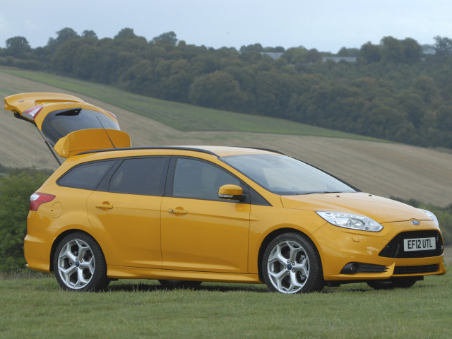 Ford Focus ST фото