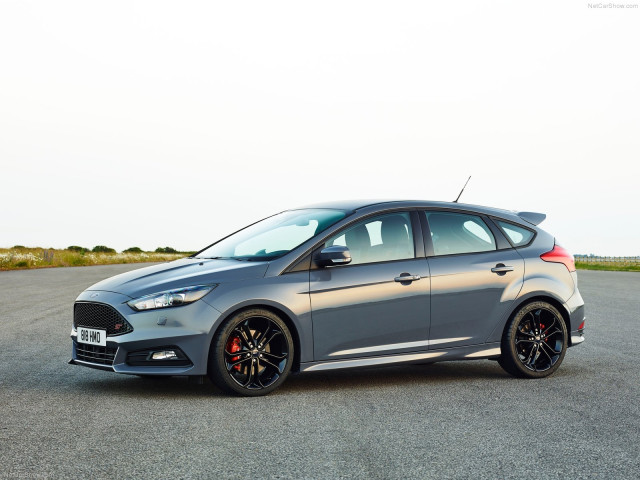 Ford Focus ST фото