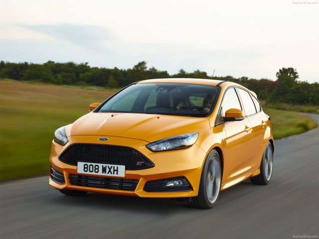 Ford Focus ST фото