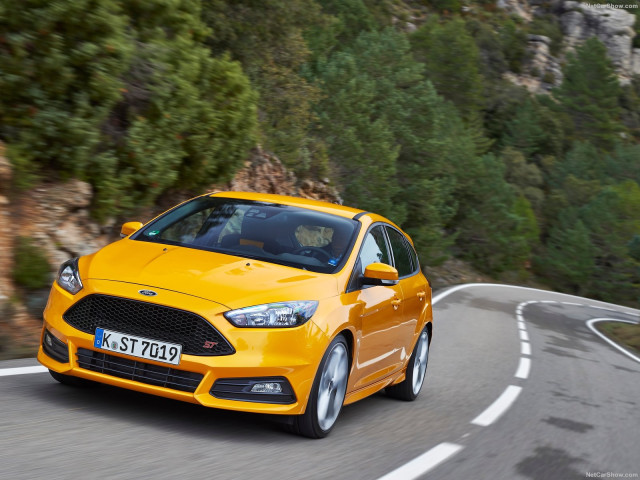 Ford Focus ST фото