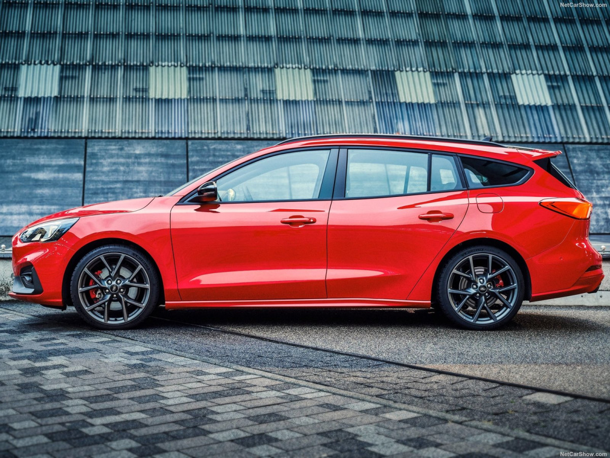 Ford Focus ST фото 202114