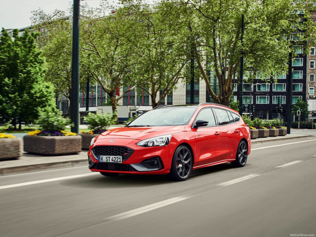 Ford Focus ST фото