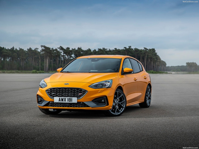 Ford Focus ST фото