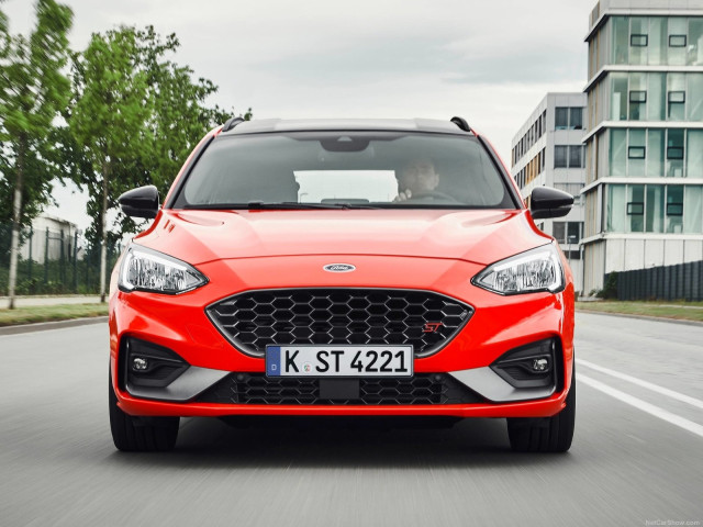 Ford Focus ST фото