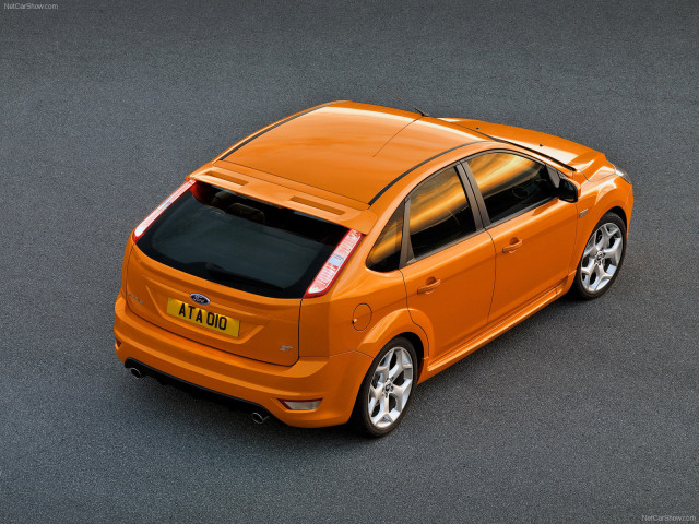 Ford Focus ST фото