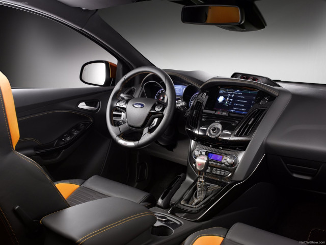 Ford Focus ST фото