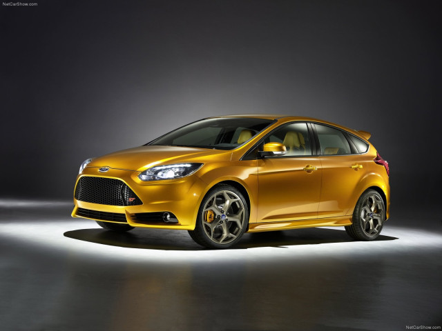 Ford Focus ST фото