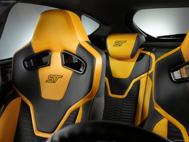 Ford Focus ST фото