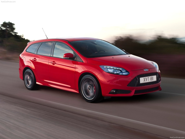 Ford Focus ST фото