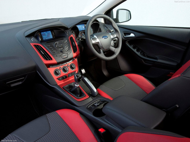 Ford Focus Zetec S фото
