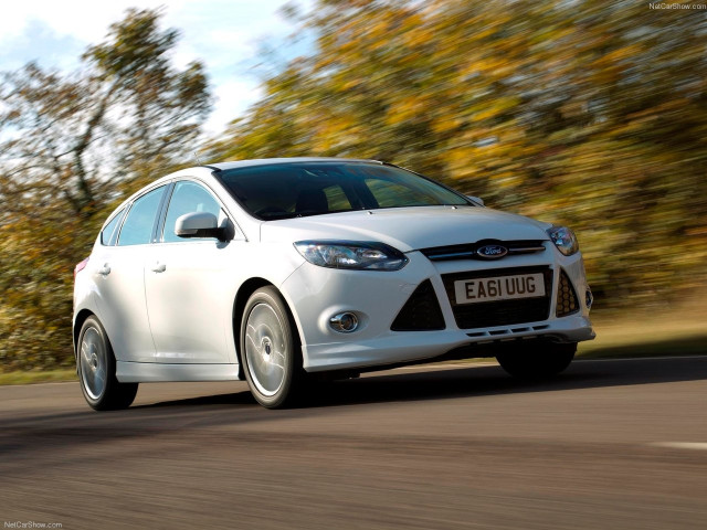 Ford Focus Zetec S фото