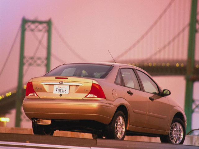 Ford Focus фото