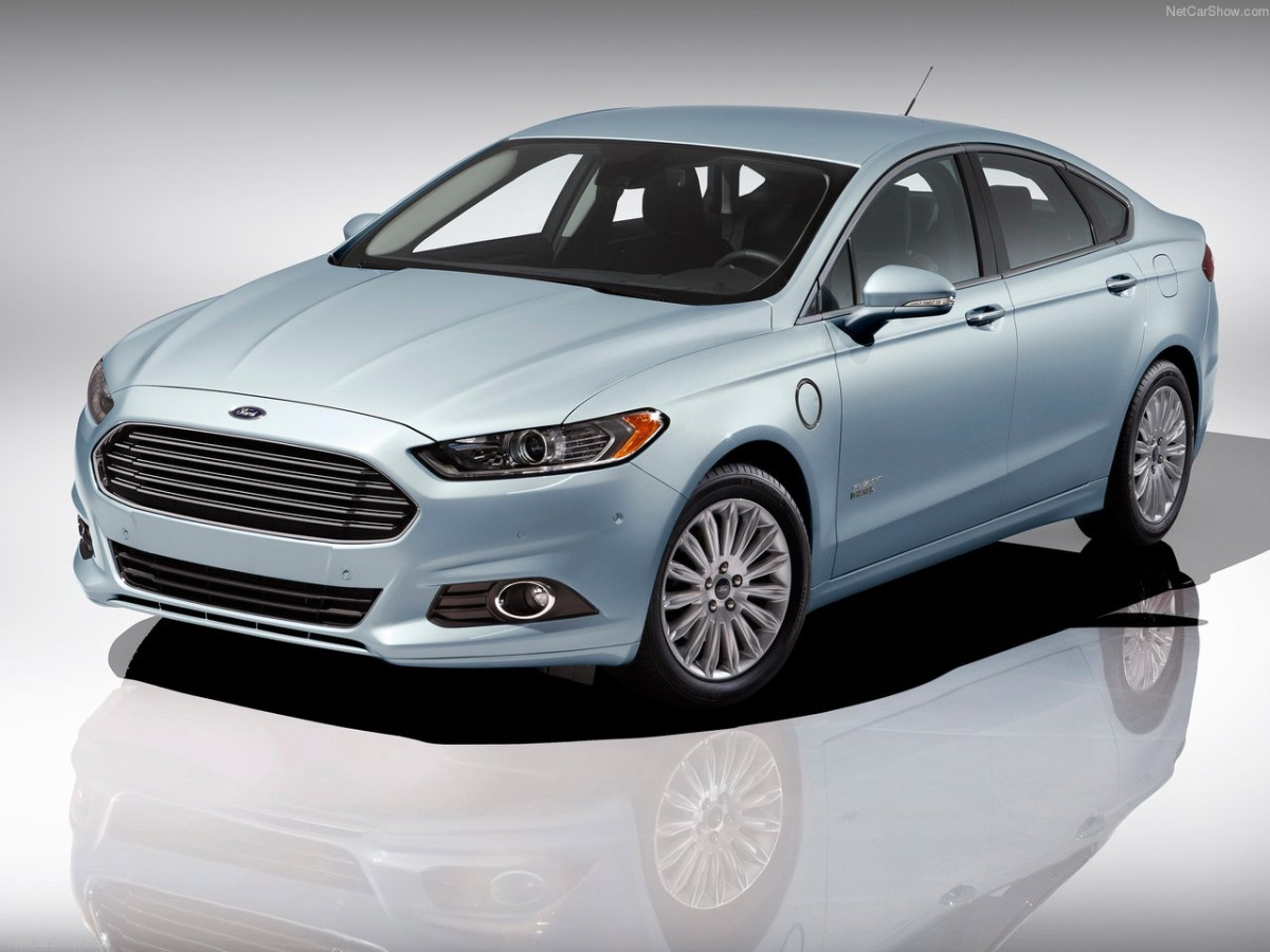 Ford Fusion Energi фото 91599