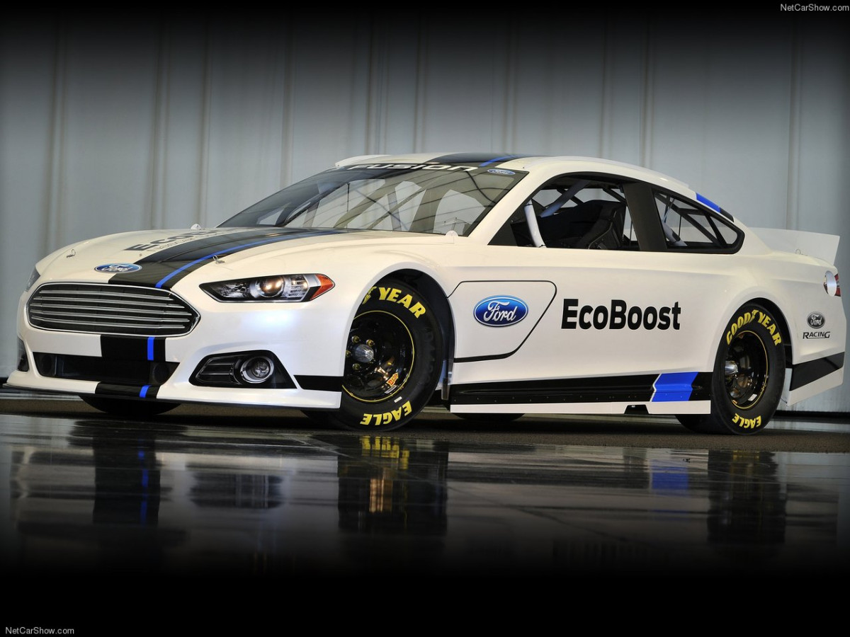 Ford Fusion NASCAR фото 92588