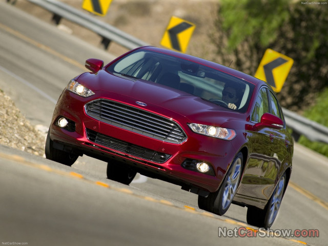 Ford Fusion фото