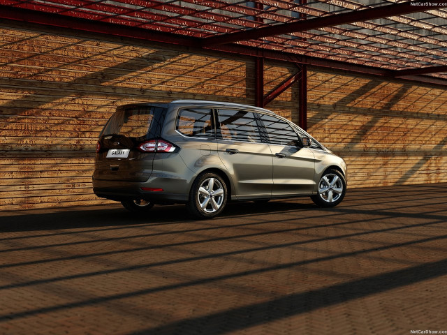 Ford Galaxy фото