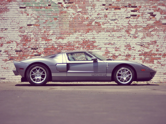 Ford GT фото