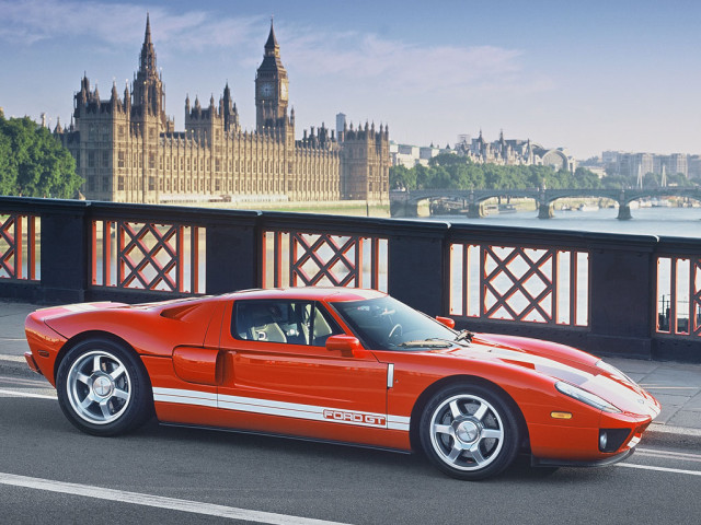 Ford GT фото