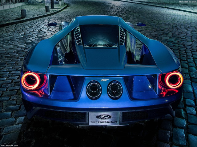 Ford GT фото