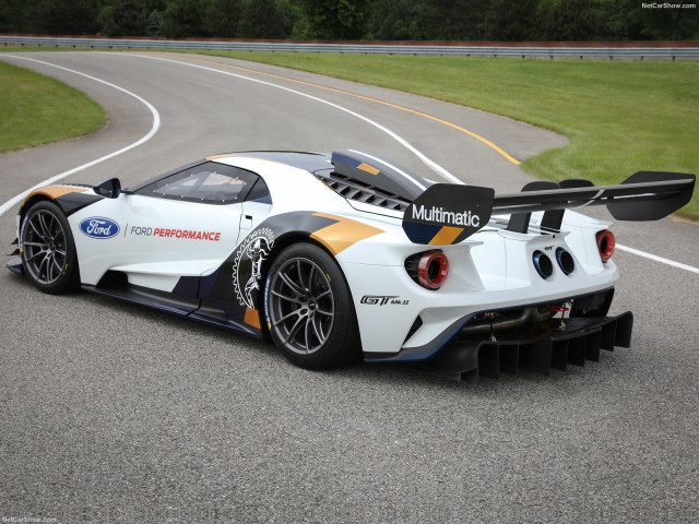 Ford GT фото