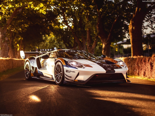 Ford GT фото