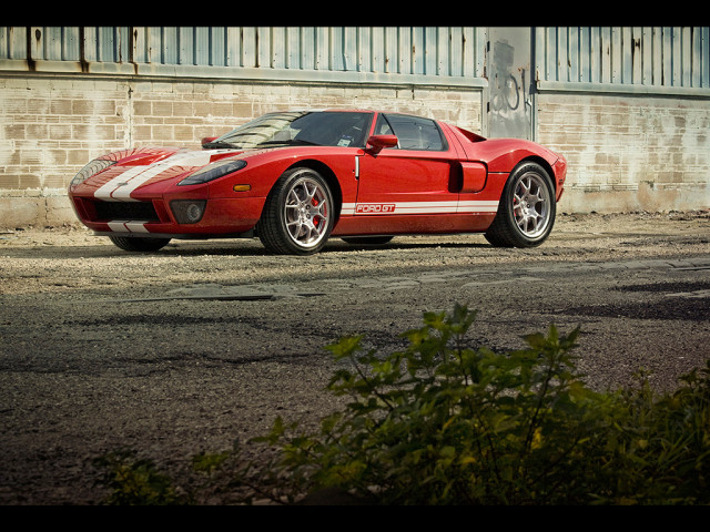 Ford GT фото